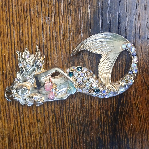 Gold Mermaid Pendant Necklace - Picture 1 of 4